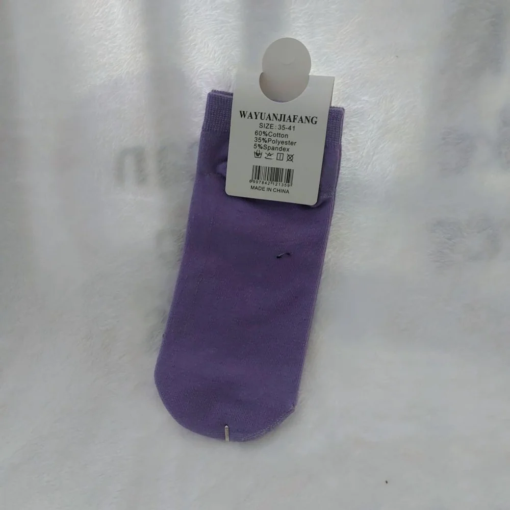 Hello Kitty and Friends Nike ankle Socks (5 pairs) Multi-color Women size 7-9.5